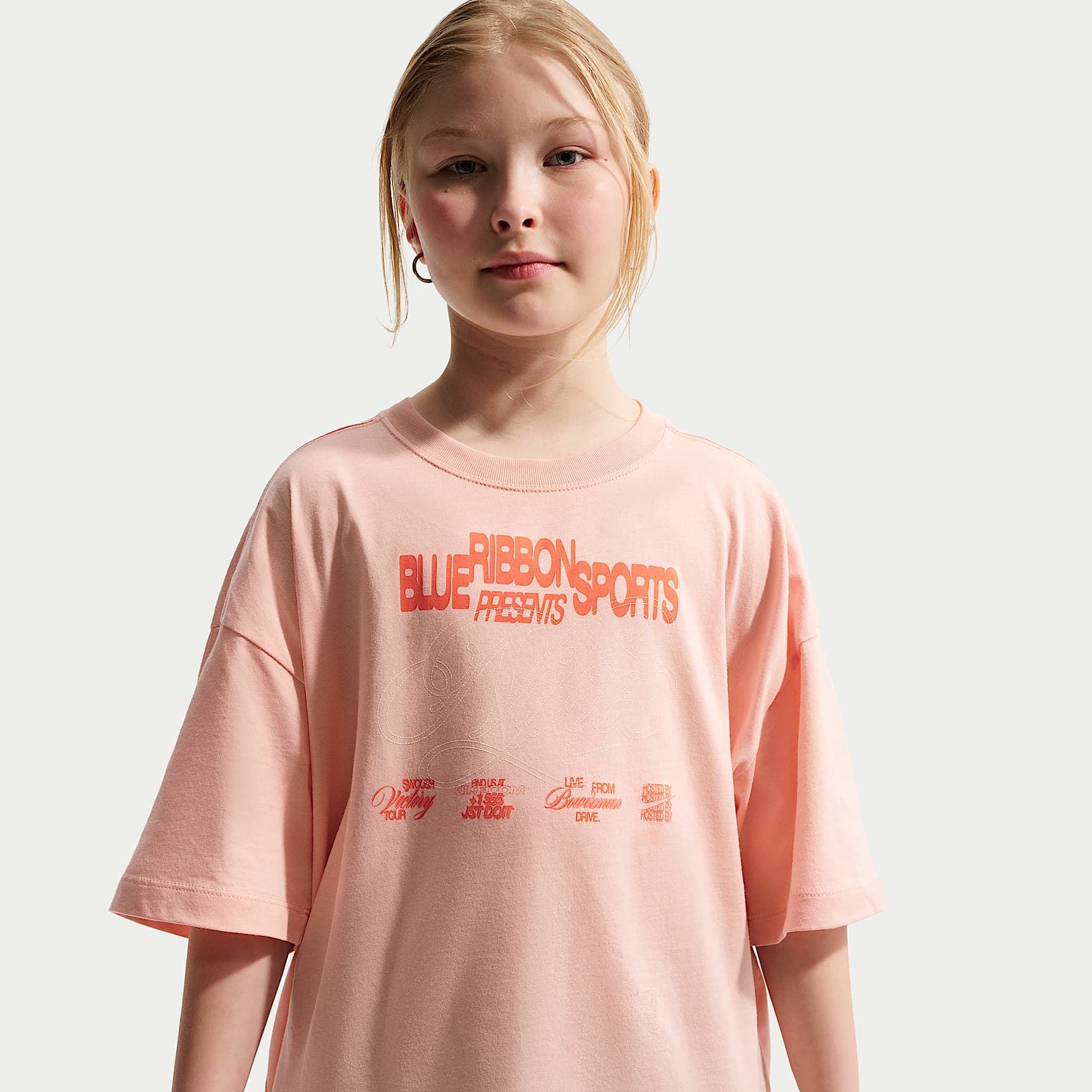 NIKE NIKE alegria スマイルプリントビックTシャツ 2XL Nike Sportswear Big Kids' Oversized T-Shirt. Nike.com